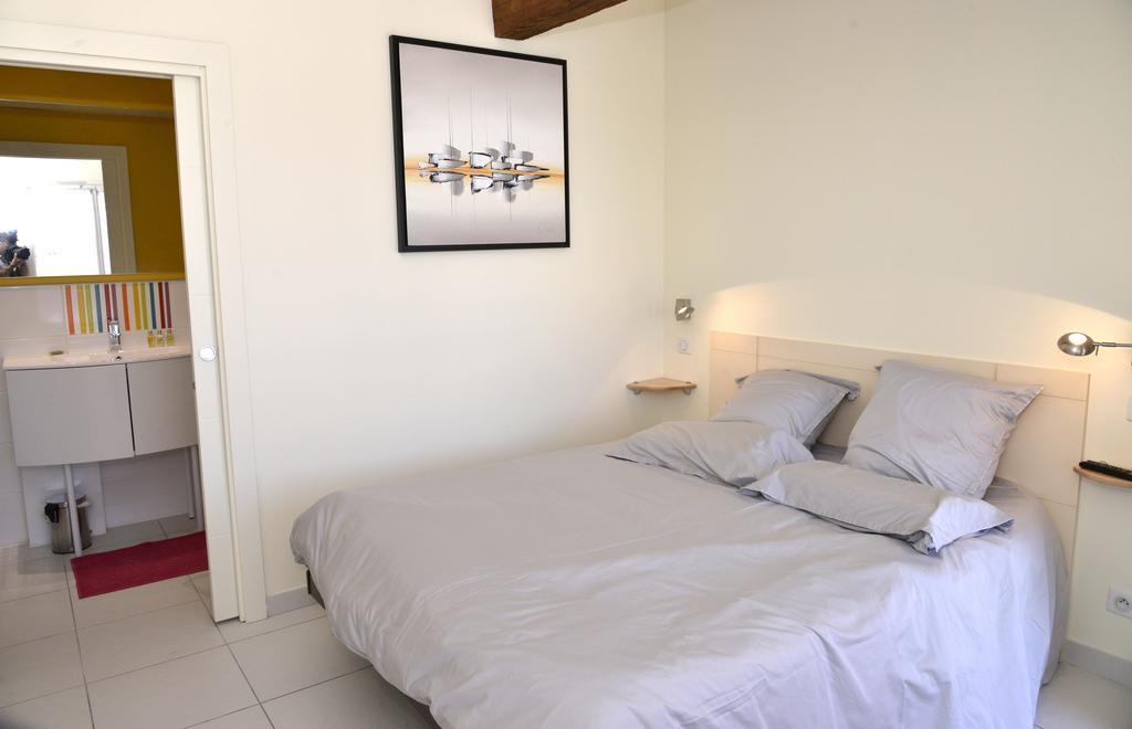 Les Chambres De Montplaisir Marsillargues Kamer foto